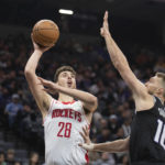 Sabonis has triple-double, Kings rout skidding Rockets