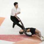 Knierim, Frazier capture pairs gold at US skating nationals