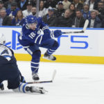 Matthews, Samsonov lead Maple Leafs past Jets, 4-1