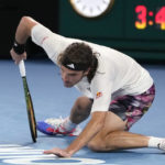Swiatek, Gauff lose at Australian Open; Korda in 1st Slam QF