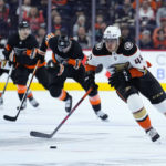 Flyers rebound from worst loss of season, beat Ducks 5-2