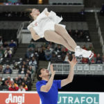 World champs Knierim, Frazier dazzle in Day 1 at nationals