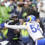 Seahawks keep postseason hopes alive, top Rams 19-16 in OT