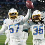 Lawrence rallies Jaguars from 27 down to beat Chargers 31-30
