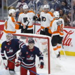 Carter Hart makes 40 saves, Flyers beat Jets 4-0
