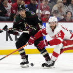 Coyotes beat Red Wings 4-3 in shootout to end 9-game skid