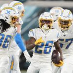 NFL playoffs: Saturday night thriller gets action started