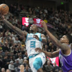 Markkanen scores 25 as Jazz beat Hornets, who make only 2 3s