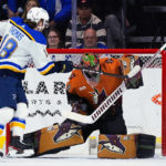 Schmaltz has hat trick to back Vejmelka in Coyotes' 5-0 win
