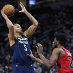 Russell scores 16 points in 4th, Wolves beat Raptors 128-126