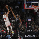 Durant scores 44, but Bulls snap Nets' 12-game win streak