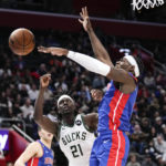 Antetokounmpo scores 29 in return, Bucks top Pistons 150-130