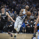 Harrison Barnes scores 30, Kings blowout Magic 136-111