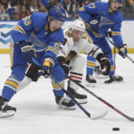 Stauber wins debut in goal, helps Blackhawks beat Blues 5-3