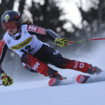 Shiffrin 5th in 1st run as she chases Vonn's wins record