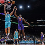 Suns win 4th straight, roll past Hornets 128-97