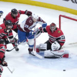 Raddysh scores in third as Blackhawks beat Avalanche 3-2