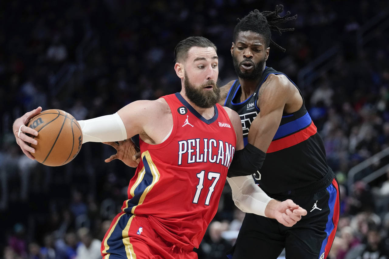 New Orleans Pelicans center Jonas Valanciunas (17) drives on Detroit Pistons' Nerlens Noel (9) in t...