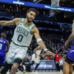 Tatum, Celtics roll past Hornets for 6th straight victory
