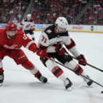 Vanecek makes 32 saves as Devils roll past Red Wings 5-1
