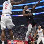 Mann, Leonard lead Clippers over last-place Rockets 121-100
