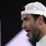 Are bad shots, blown leads at Australian Open 'choking'?