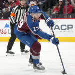 Makar, MacKinnon each score twice as Avs beat Red Wings 6-3