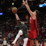 Russell, Edwards help Timberwolves beat Rockets 104-96