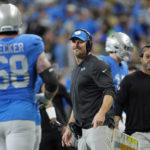 Lions rout Bears 41-10 and take playoff hopes to Green Bay