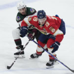 Tkachuk's hat trick lifts Panthers over Coyotes 5-3