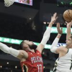 Antetokounmpo scores 50 for Bucks; Pelicans lose 8th in row