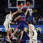 Antetokounmpo scores 29 in return, Bucks top Pistons 150-130