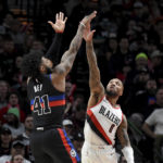 Grant scores 36, Blazers rout Pistons in Payton's debut