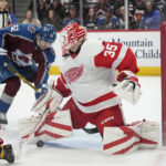 Makar, MacKinnon each score twice as Avs beat Red Wings 6-3