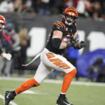 Hubbard's 98-yard fumble return lifts Bengals over Ravens