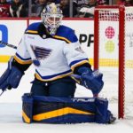 Binnington makes 36 saves, Blues edge Devils 5-3