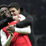 Arsenal and Man United back on top in throwback title clash