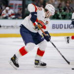 All-Star Robertson scores two goals, Stars top Panthers 5-1