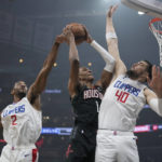 Mann, Leonard lead Clippers over last-place Rockets 121-100