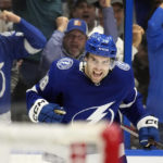 Stamkos gets 499th goal, Lightning beat Canucks 5-4