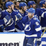 Stamkos, Perry lead Lightning to 4-2 win over Wild
