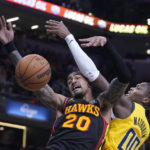 Colllns beats buzzer with tip-in, Hawks edge Pacers 113-111