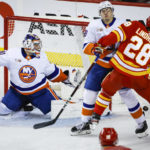 Lucic, Coleman score early as Flames beat Islanders 4-1