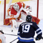 Sam Gagner breaks late tie, Jets beat Flames 3-2