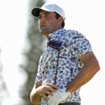 Morikawa builds 2-shot lead going to weekend at Kapalua