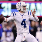 Giants rout Colts, reach playoffs for 1st time since 2016