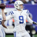 Colts' Foles carted off vs. Giants after Thibodeaux sack