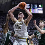 Edey scores 38 as No. 1 Purdue overwhelms Spartans 77-61