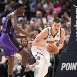Murray, Jokic lead charge as Nuggets beat Lakers 122-109