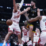 Vucevic helps Bulls snap 11-game losing streak vs. Warriors